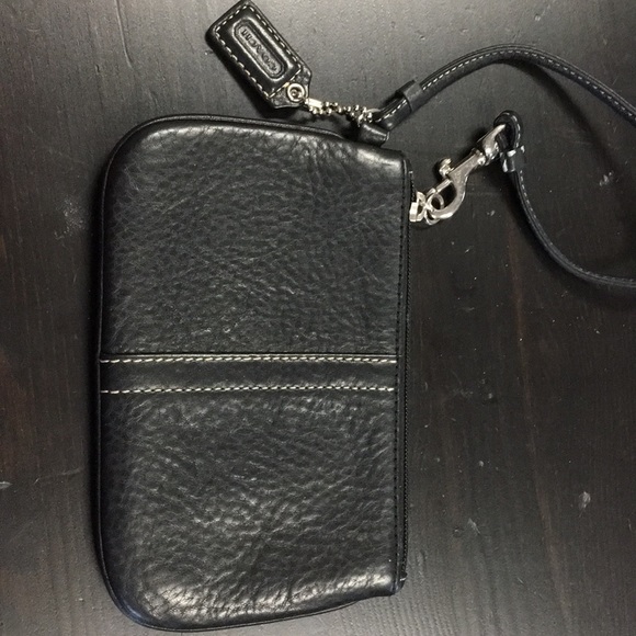 Purse - Picture 1 of 1